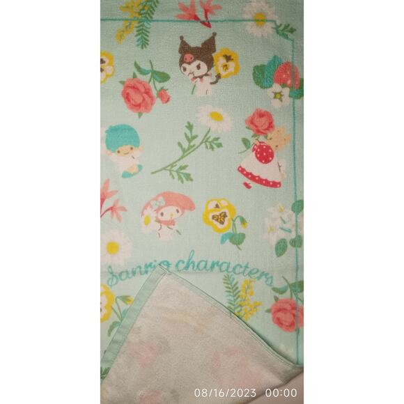 Sanrio characters floral towel - Picture 4 of 6